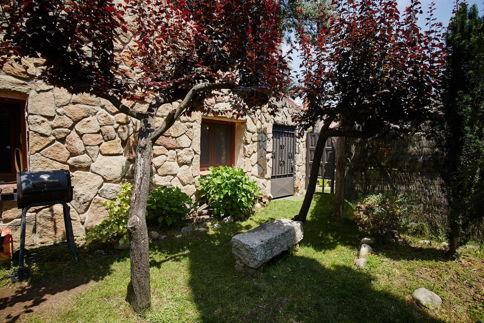 Ávila Casa De Cucu Navaluengaヴィラ エクステリア 写真