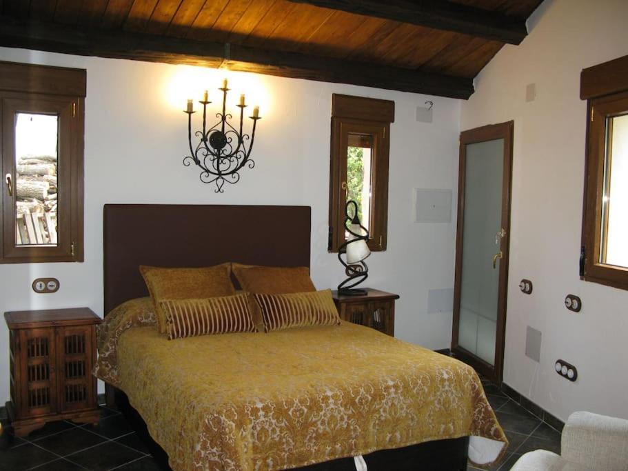Ávila Casa De Cucu Navaluengaヴィラ エクステリア 写真