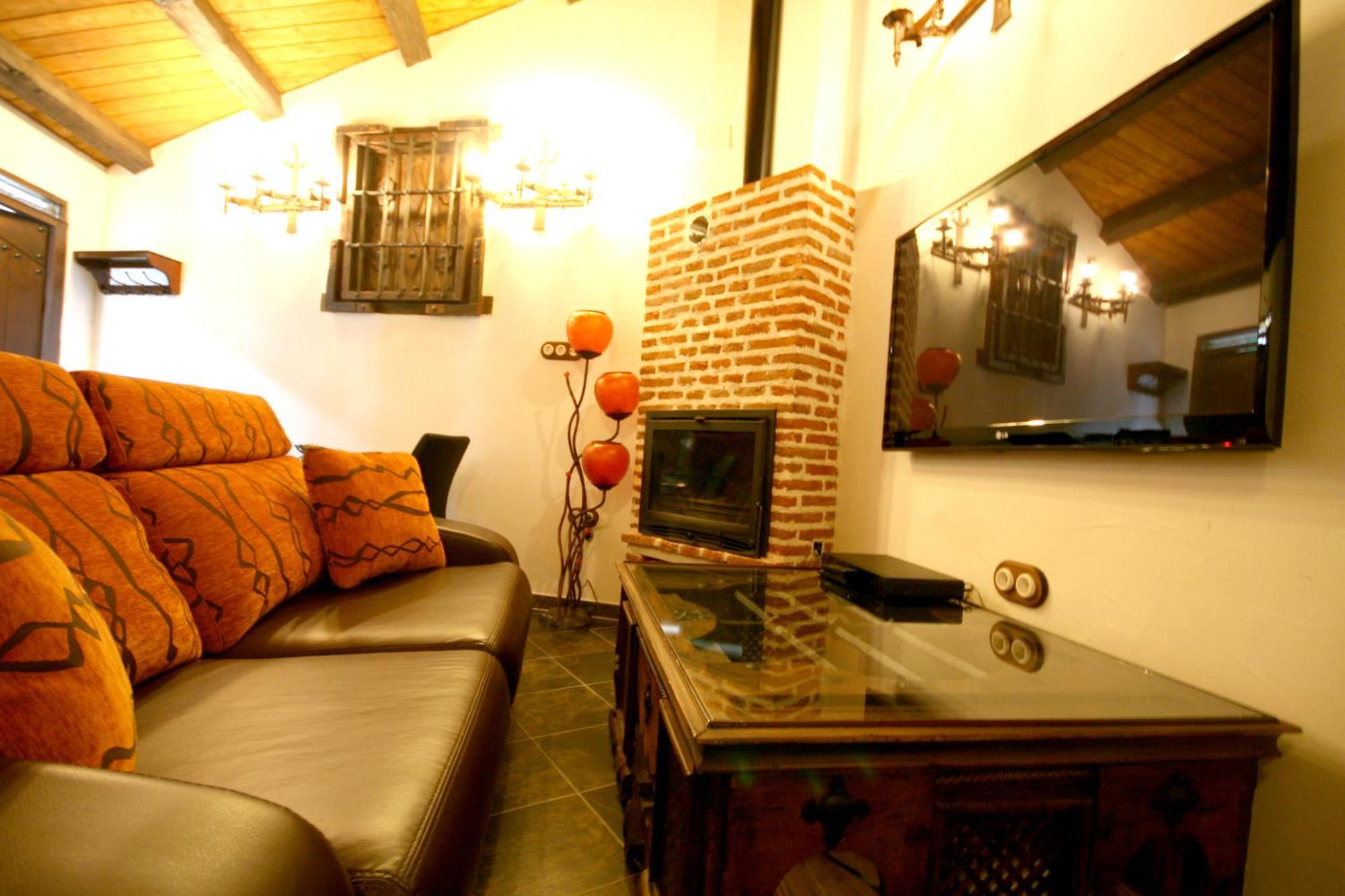 Ávila Casa De Cucu Navaluengaヴィラ エクステリア 写真